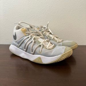 Nike KD Trey 5 V Men’s Gray White Basketball Shoes Size 10 US 897638-100